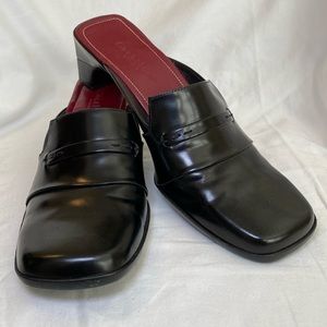 Cole Haan Women’s Mules, Black Leather, Red Interior, Square Toe